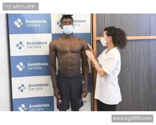 足球明星洗脚瞬间大集合让你领略他们生活中的另一面 足球明星洗脚瞬间大集合让你领略他们生活中的另一面